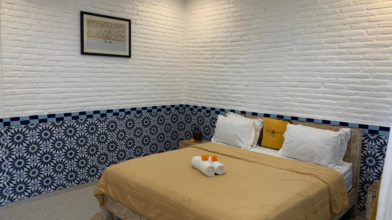 Sunflower Stay And Surf Canggu  Exterior photo