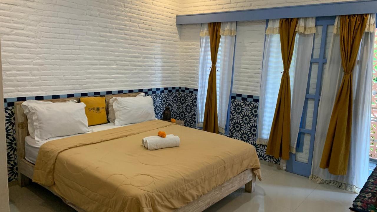 Sunflower Stay And Surf Canggu  Exterior photo