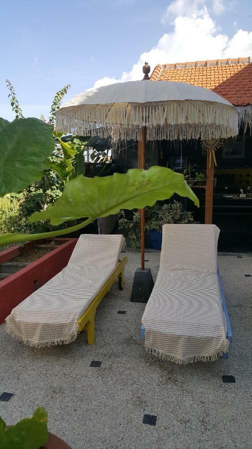 Sunflower Stay And Surf Canggu  Exterior photo